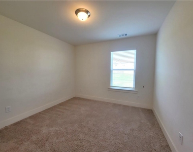 116 Auburn Gate Lane - Photo Thumbnail 17