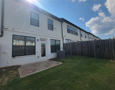 116 Auburn Gate Lane - Photo Thumbnail 1