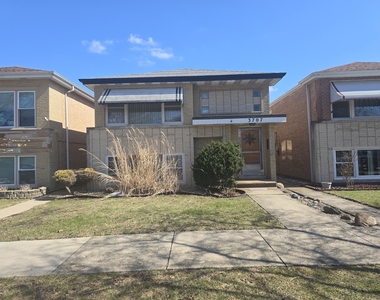 3707 Clarence Avenue - Photo Thumbnail 1