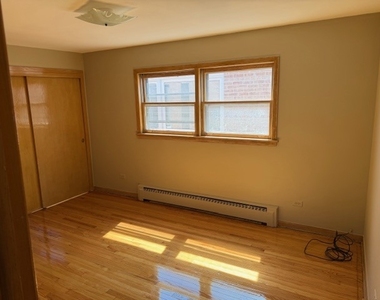 5556 N Central Avenue - Photo Thumbnail 2