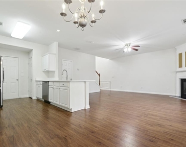 3033 Hartright Bend Court - Photo Thumbnail 12