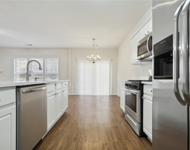 3033 Hartright Bend Court - Photo Thumbnail 11