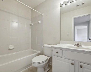 3033 Hartright Bend Court - Photo Thumbnail 21
