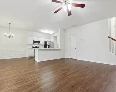 3033 Hartright Bend Court - Photo Thumbnail 13