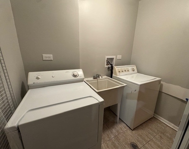 6412 S Greenwood Avenue - Photo Thumbnail 1