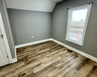 2713 W Gladys Avenue - Photo Thumbnail 16