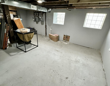 2713 W Gladys Avenue - Photo Thumbnail 20