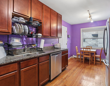 2147 Ridge Avenue - Photo Thumbnail 9