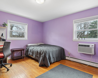 2147 Ridge Avenue - Photo Thumbnail 11