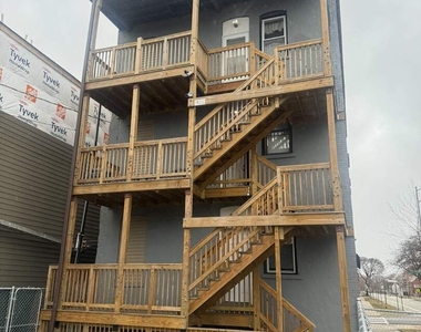 6601 S Langley Avenue - Photo Thumbnail 10