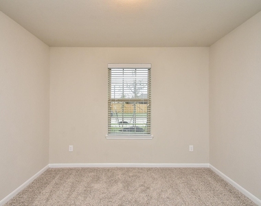 1427 Central Heights Drive - Photo Thumbnail 23