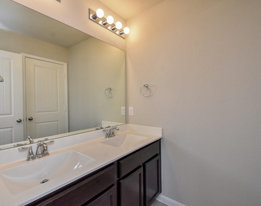 1427 Central Heights Drive - Photo Thumbnail 27