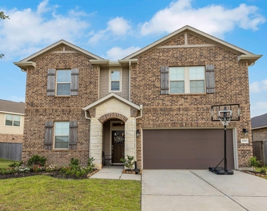 4510 Red Yucca Drive - Photo Thumbnail 1