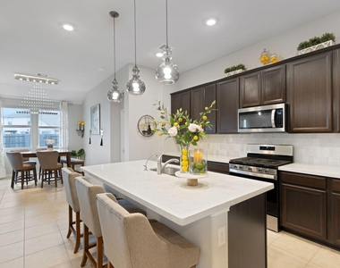 4510 Red Yucca Drive - Photo Thumbnail 7