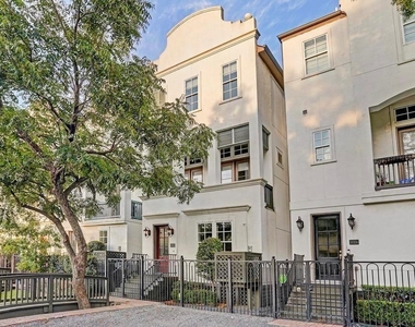 2010 Beall Street - Photo Thumbnail 15