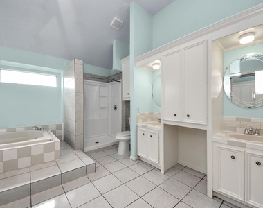 15614 Barbarossa Drive - Photo Thumbnail 28