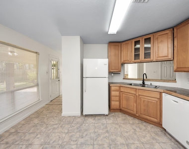 15614 Barbarossa Drive - Photo Thumbnail 2