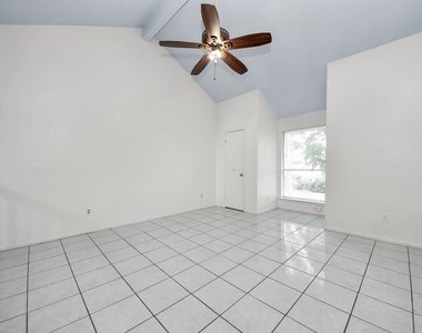 15614 Barbarossa Drive - Photo Thumbnail 13