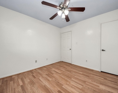 15614 Barbarossa Drive - Photo Thumbnail 16