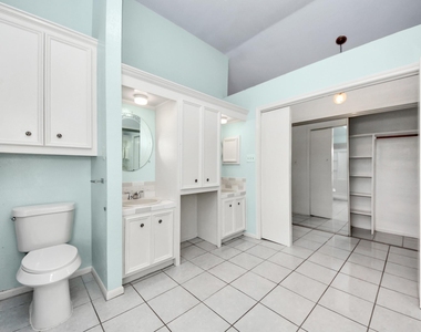 15614 Barbarossa Drive - Photo Thumbnail 25