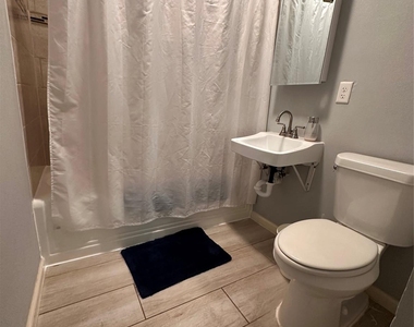 4302 Polk Street - Photo Thumbnail 7