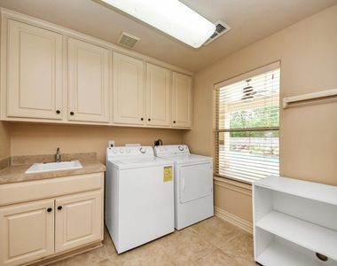 14207 Jade Cove Drive - Photo Thumbnail 14