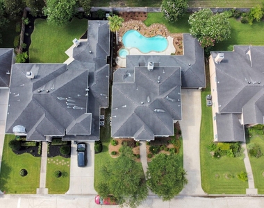 14207 Jade Cove Drive - Photo Thumbnail 34