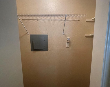 2216 Millstone Dr Drive - Photo Thumbnail 10