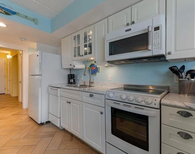 933 Ocean - Photo Thumbnail 4