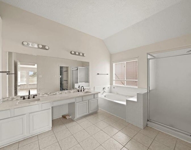 4123 Custer Creek Drive - Photo Thumbnail 19