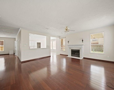 4123 Custer Creek Drive - Photo Thumbnail 9