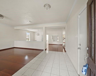 4123 Custer Creek Drive - Photo Thumbnail 2