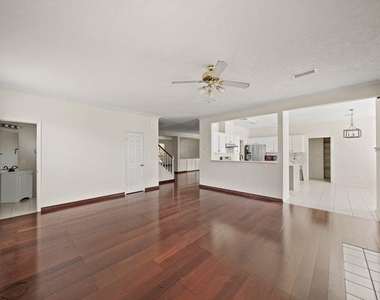 4123 Custer Creek Drive - Photo Thumbnail 7