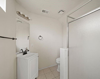 4123 Custer Creek Drive - Photo Thumbnail 8
