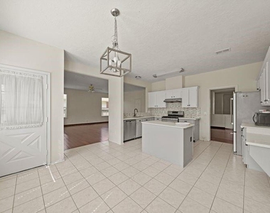 4123 Custer Creek Drive - Photo Thumbnail 13