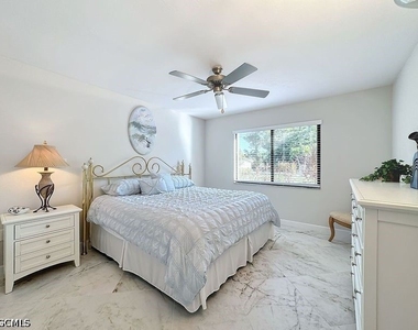 16679 Forest Boulevard - Photo Thumbnail 17