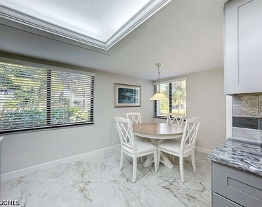 16679 Forest Boulevard - Photo Thumbnail 11