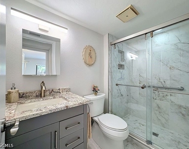 16679 Forest Boulevard - Photo Thumbnail 15