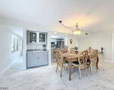 16679 Forest Boulevard - Photo Thumbnail 5