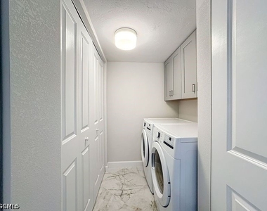 16679 Forest Boulevard - Photo Thumbnail 18