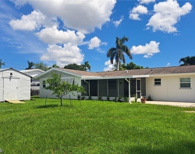 6313 Saint Andrews Circle S - Photo Thumbnail 7