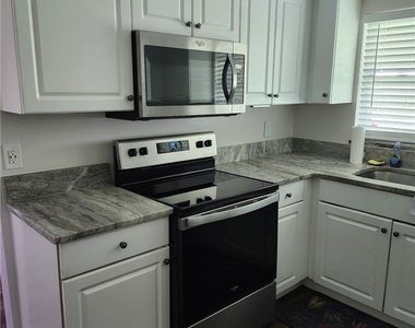 6313 Saint Andrews Circle S - Photo Thumbnail 1