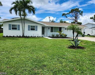 6313 Saint Andrews Circle S - Photo Thumbnail 8