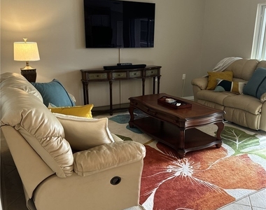 10381 Mcarthur Palm Lane - Photo Thumbnail 6