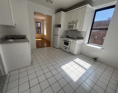East 38th Street - Photo Thumbnail 7