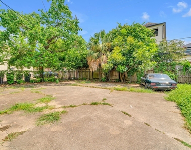1939 Richmond Avenue - Photo Thumbnail 12