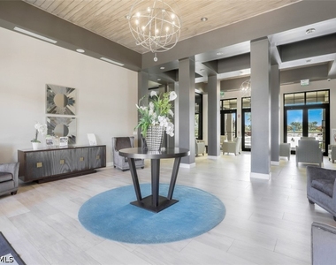 1423 Santiago Circle - Photo Thumbnail 26