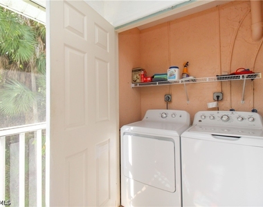 28280 Pine Haven Way - Photo Thumbnail 13