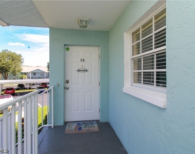 28280 Pine Haven Way - Photo Thumbnail 9