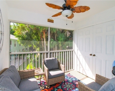 28280 Pine Haven Way - Photo Thumbnail 11